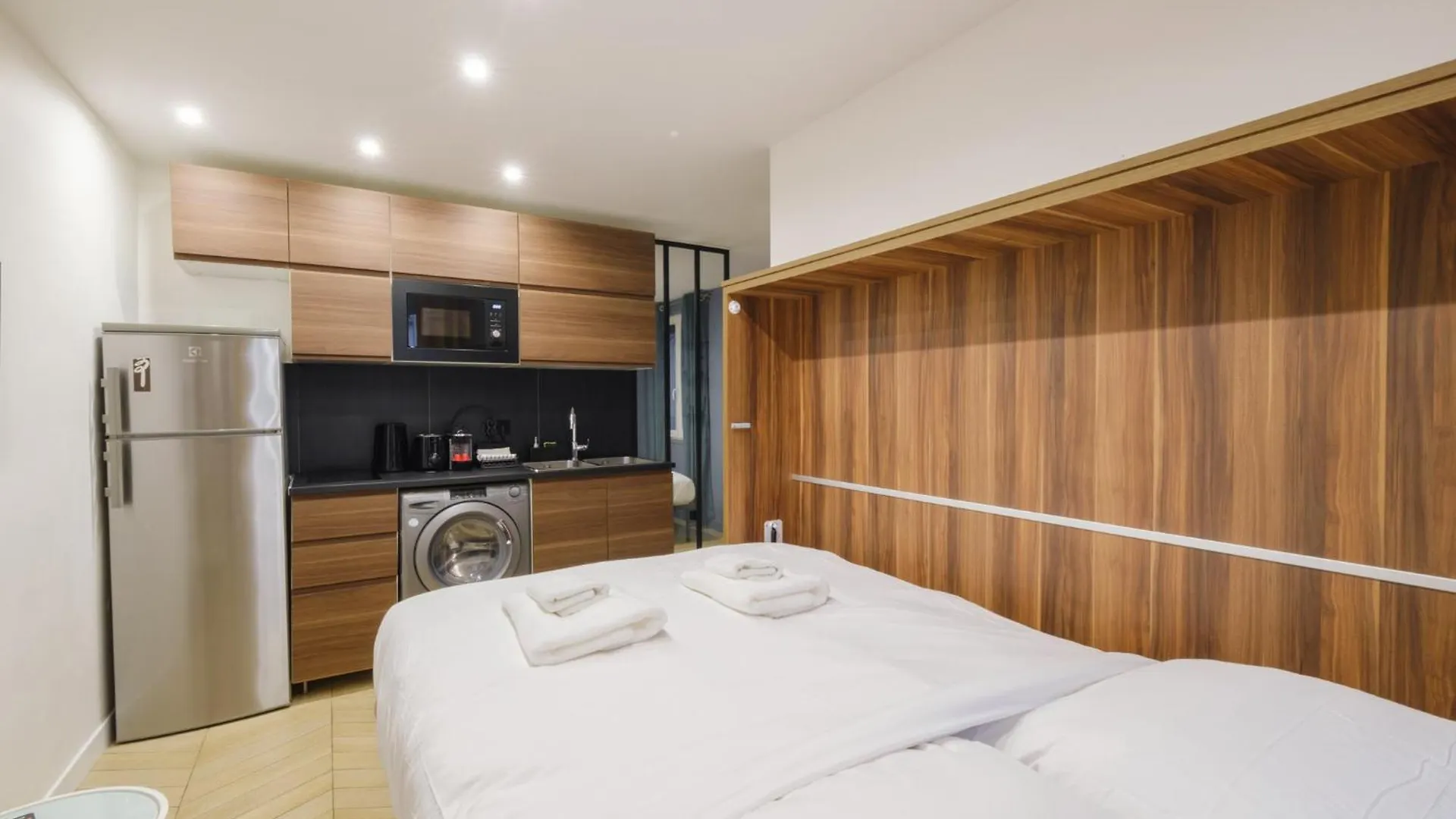 Beautiful Apartment 4P - Gare De L'Est Paris France